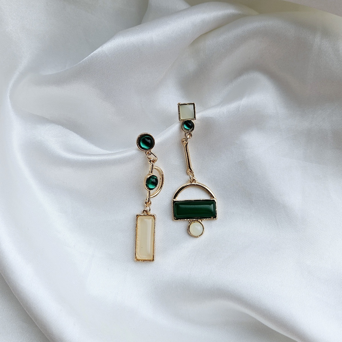 Išskirtiniai žalia&auksas auskarai